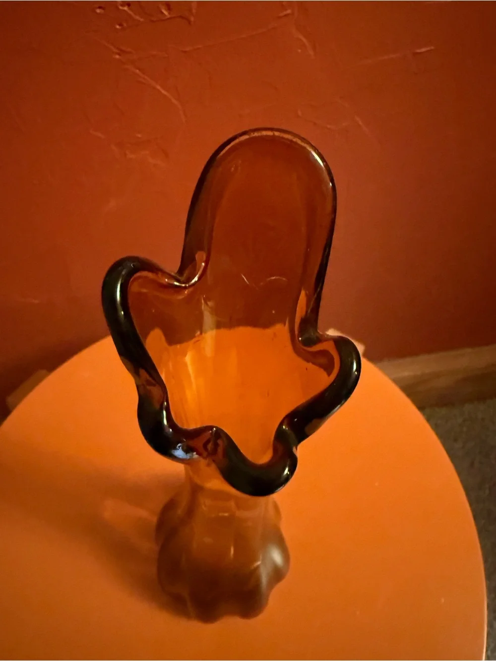 Vintage Mid-Century Petal Amber Swung Stretch Glass Vase 10.5